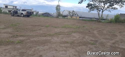 NAYÓN - VENDO TERRENO URBANIZADO 1500 m2 - Esq. Estadio de Fútbol 