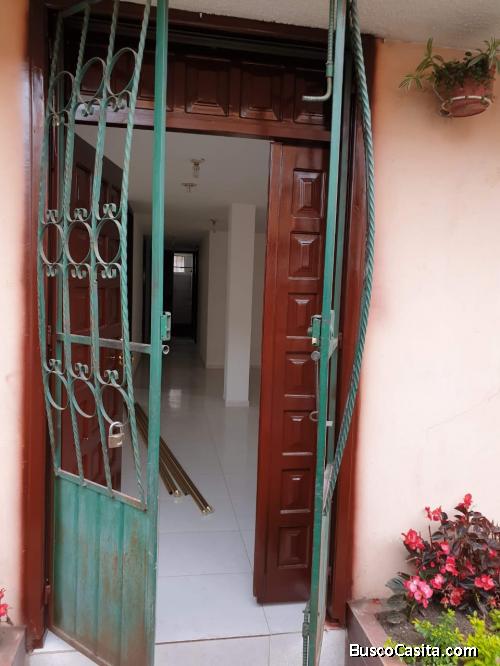 Arriendo departamento amplio 