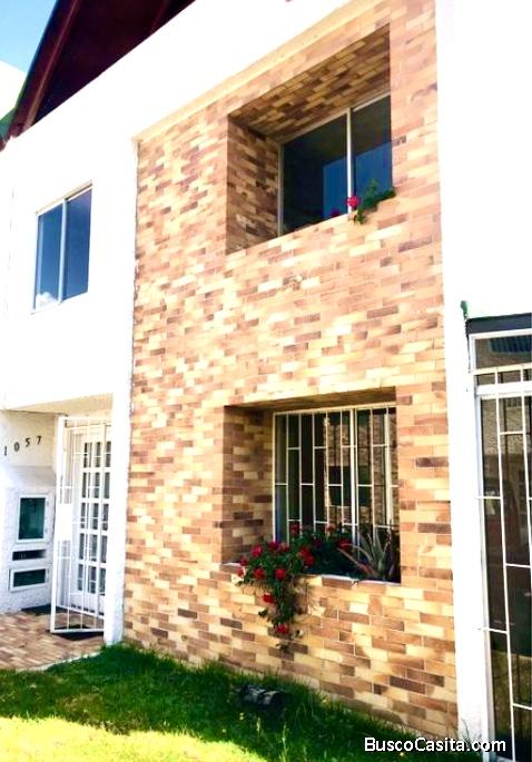 Vendo Hermosa casa sector Portal Shopping 