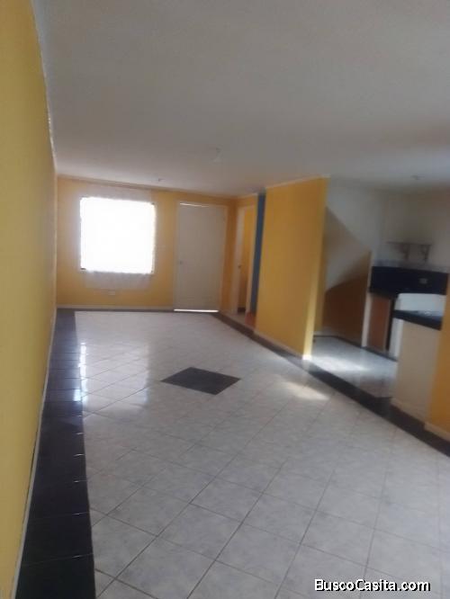 Arriendo casa dentro de Conjunto