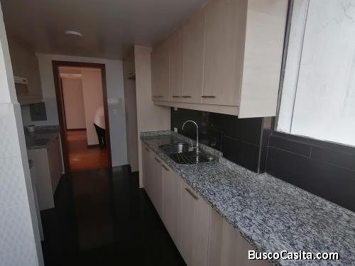 ARRIENDO DEPARTAMENTO AV VACA DE CASTRO Y PEDRO FREIRE