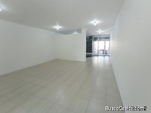 Local de venta Balcon del Norte, 100m2 de construcción a 3 minutos del Condado Shopping
