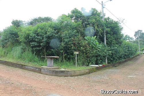 Terreno de venta Pedro Vicente Maldonado, Quintas Provvidenza, 2097m2 , piscina, canchas, juegos