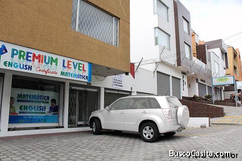 Local de venta en Quito, edificio Aramis, sector Balcón del norte, de 100m2, sitio estratégico