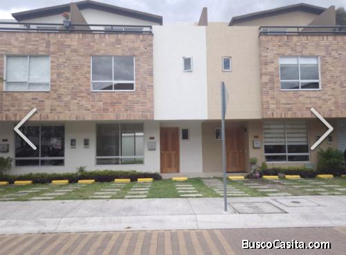 Arriendo Casa en La Armenia 2, Conocoto, Conjunto Alcazar de Sevilla III