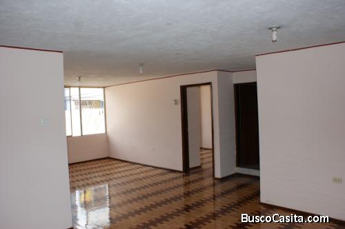 Rento departamento 2 dormit. Av del Maestro, Norte de Quito