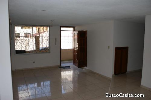 Rento departamento 3 dormit. Av del Maestro, Norte de Quito
