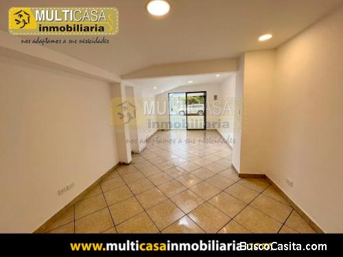 Arriendo De Local Comercial Ideal Para Negocio Frente Al Colegio Benigno Malo, Cuenca - Ecuador