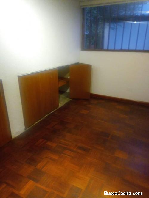 ARRIENDO SUITE PEQUEÑA SECTOR GRANDA CENTENO