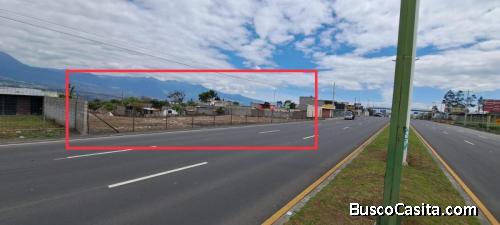 SE Vende Terreno Comercial en Atuntaqui Al Filo de La Via E - 35