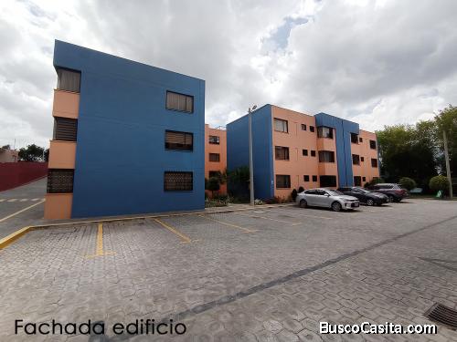 Departamento de venta Pusuqui, conjunto Jardines de Pusuquí, 2 dormitorios, tercer piso