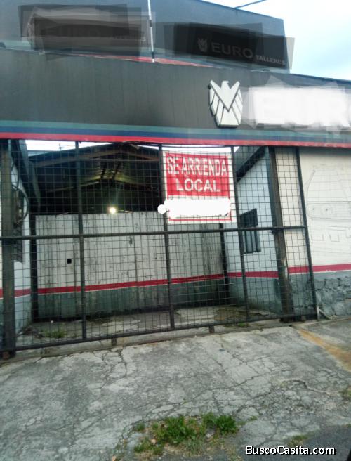 ARRIENDO TALLER MECÁNICO SECTOR NORTE QUITO