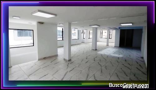 CASA COMERCIAL DE ESTRENO 310m2  