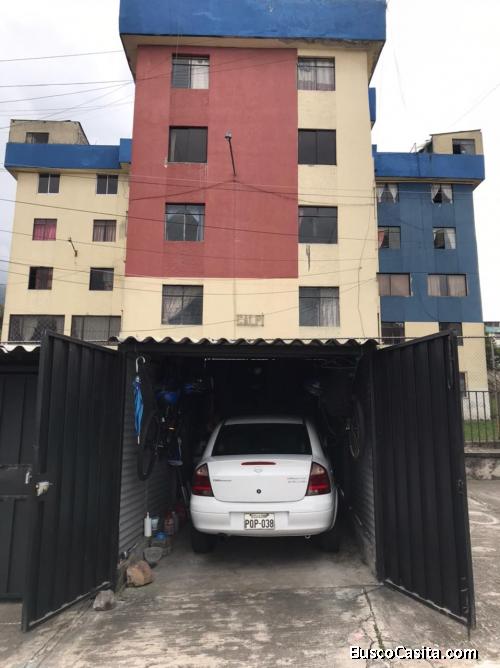 VENDO DEPARTAMENTO NORTE DE QUITO 