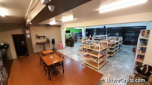 ARRIENDO LOCAL COMERCIAL EXCELENTE UBICACION