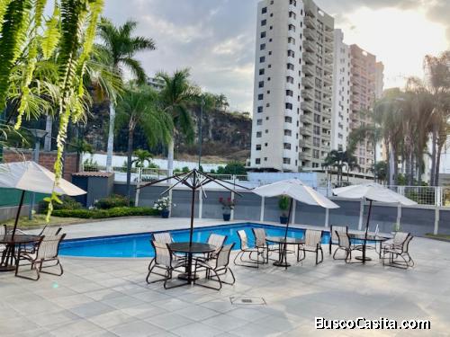 VENTA DE DEPARTAMENTO CON HERMOSA VISTA EN URBANIZACION CIUDAD COLON
