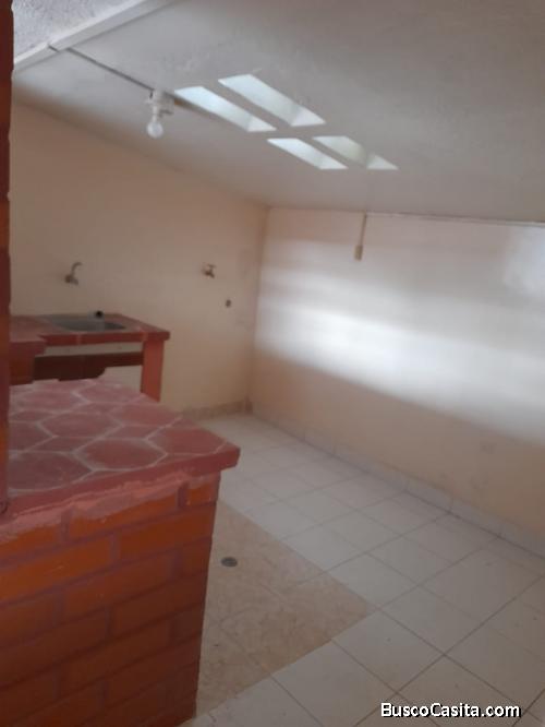 Arriendo Basement apartment 
