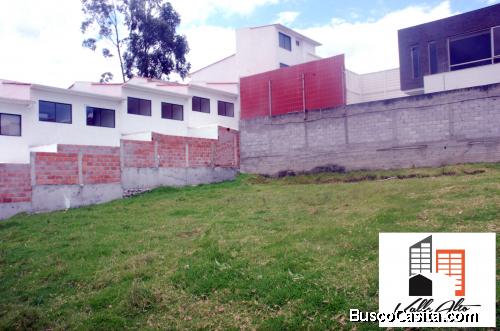 AMPLIO TERRENO PLANO POR MISICATA, CERCA DEL CEDFI.