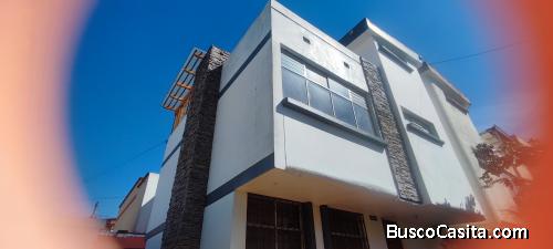 CASA 25 CONJUNTO CERRADO EL INCA - QUITO
