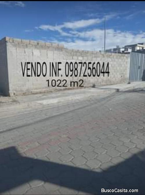 Terreno de 1022 M2 en Bellavista de Calderon