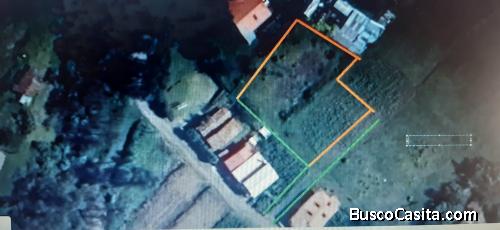 SE VENDE TERRENO 