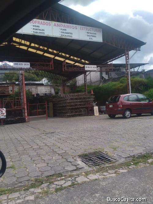 ARRIENDO GALPÓN CON ÁREA DE OFICINA O BODEGA SECTOR NORTE QUITO 