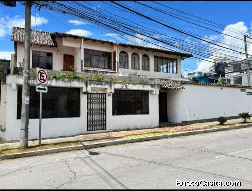 ARRIENDO CASA INDEPENDIENTE ACTIVIDAD COMERCIAL SECTOR BATAN ALTO