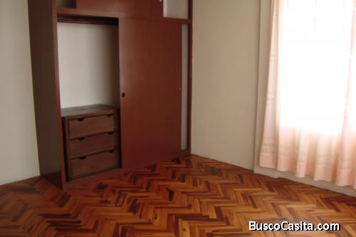 AL NORTE DE QUITO, ARRIENDO LINDA SUITE UN DORMITORIO CERCA DEL CONDADO SHOPPING