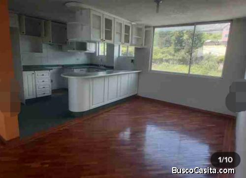 Departamento junto a Yanbal en Quito
