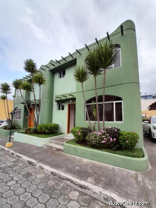 ARRIENDO CASA CONJUNTO PRIVADO TRES DORMITORIOS SECTOR EINSTEIN 