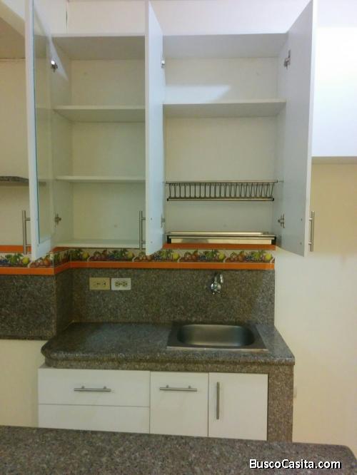 ALQUILO SUITE EN PLENO CENTRO DE GUAYAQUIL $180 
