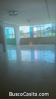 Arriendo piso completo  para Bodega u oficinas