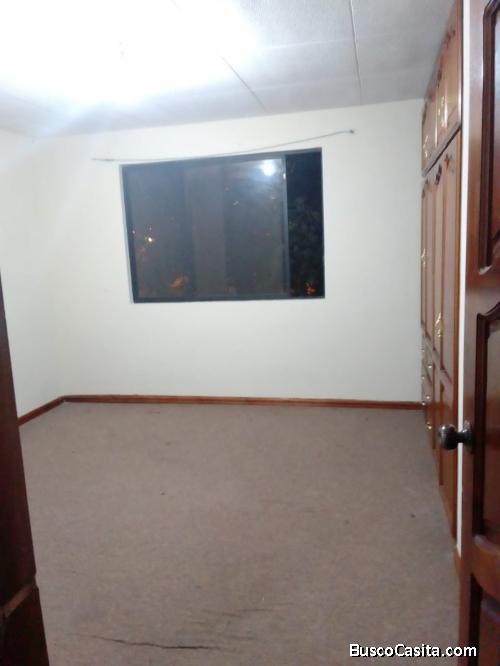 Rento 2 cuartos con baño privado