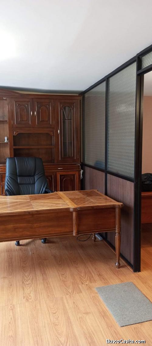 arriendo bonita oficina amoblada