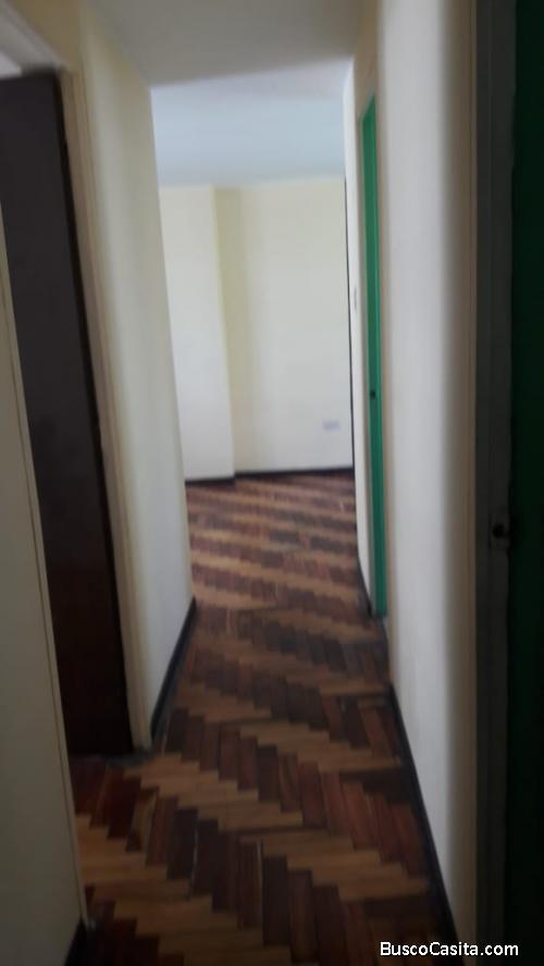 SE ARRIENDA BONITO DEPARTAMENTO QUITO NORTE CONDOMINIOS EL BATAN