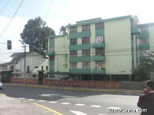 AMPLIO DEPARTAMENTO DE 4 DORMITORIOS 