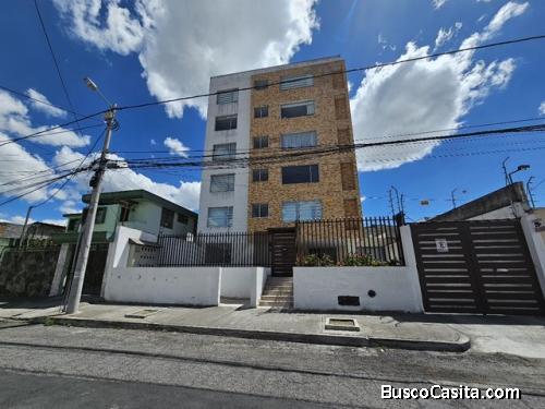 HERMOSO DEPARTAMENTO AL NORTE DE QUITO 