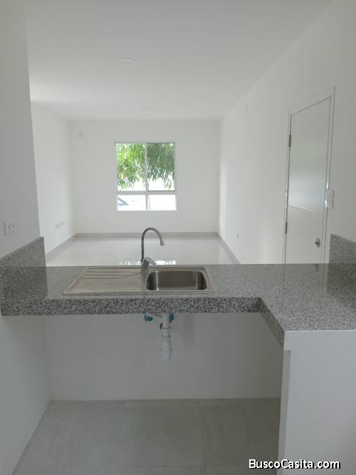 CASA DE ESTRENO 