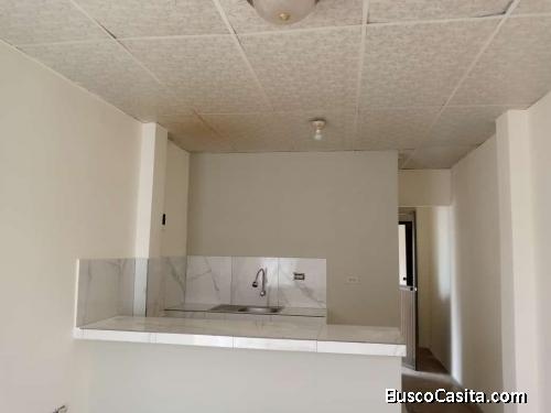 ALQUILO DEPARTAMENTO SAUCES 6 PLANTA ALTA ENTRADA INDEPENDIENTE