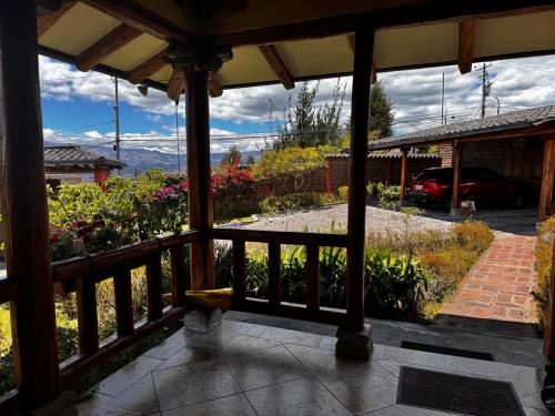 Venta de propiedad semirústica en los Chillos, 2776m2 de terreno y 450m2 de construcción, piscina