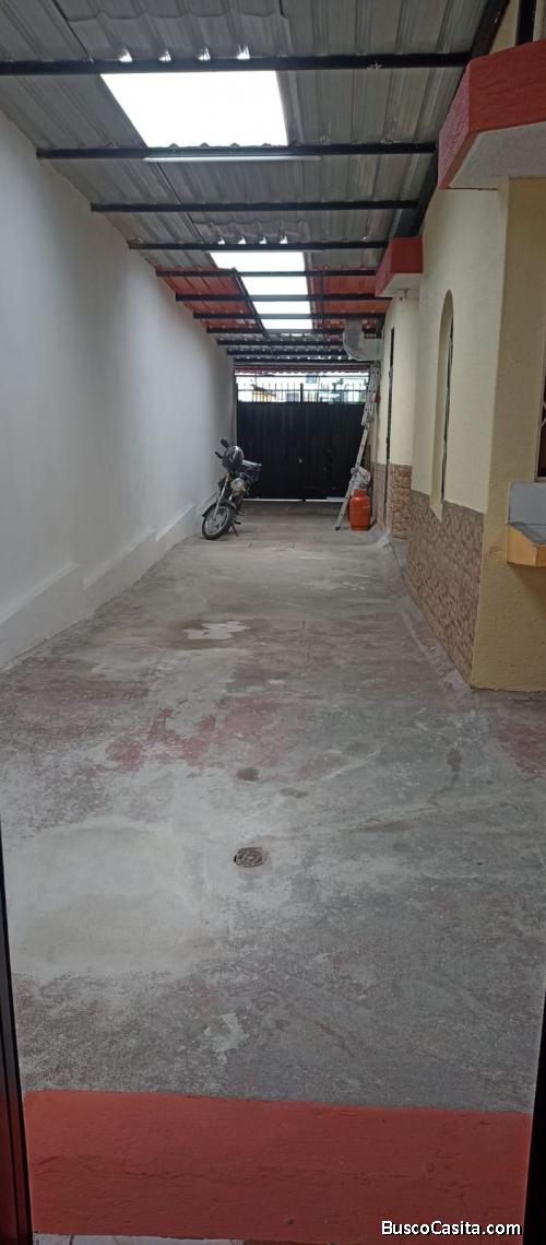 Se arrienda casa duplex en la avenida Real Audiencia y Bellavista - 0991066569