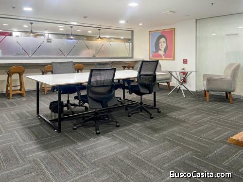 Alquiler de oficinas profesionales amuebladas para 10 personas en ECUADOR, Guayaquil, Mall Del Sol 