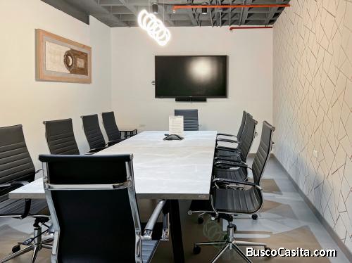 Alquiler de oficina corporativa para 4 personas en Quito, Edificio Carolina Millenium. 