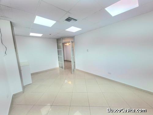 **OFICINA EN ALQUILER | SAMBORONDÓN BUSINESS CENTER, ECUADOR