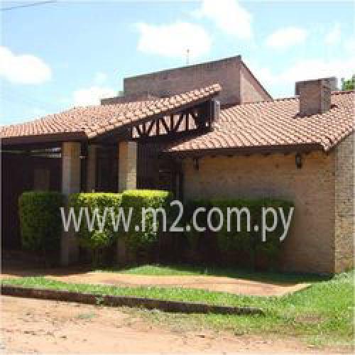 Hermosa Residencia + terreno!!