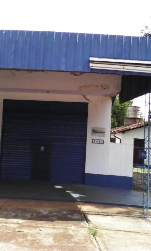 Vendo Casa con 1 Salón en Luque