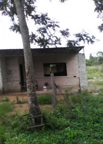 Vendo Casaquinta con 2 hectáreas de Terreno en Emboscada, Dpto. de Cordillera