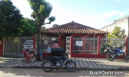 !!!OFERTA!!! VENDO HERMOSA CASA ZONA LIMPIO, SOBRE LA CALLE 14 DE MAYO
