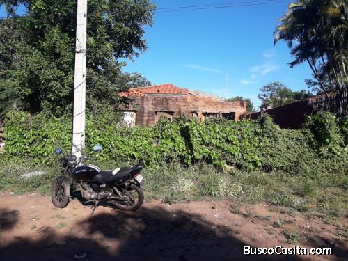 VENDO TERRENO CON CASA EN M.R.A ZONA SUPER EL PUEBLO