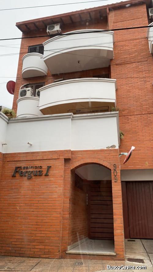 Alquilo - Departamentos De 2 Dormitorios con y sin Balcón en Bo. Las Mercedes